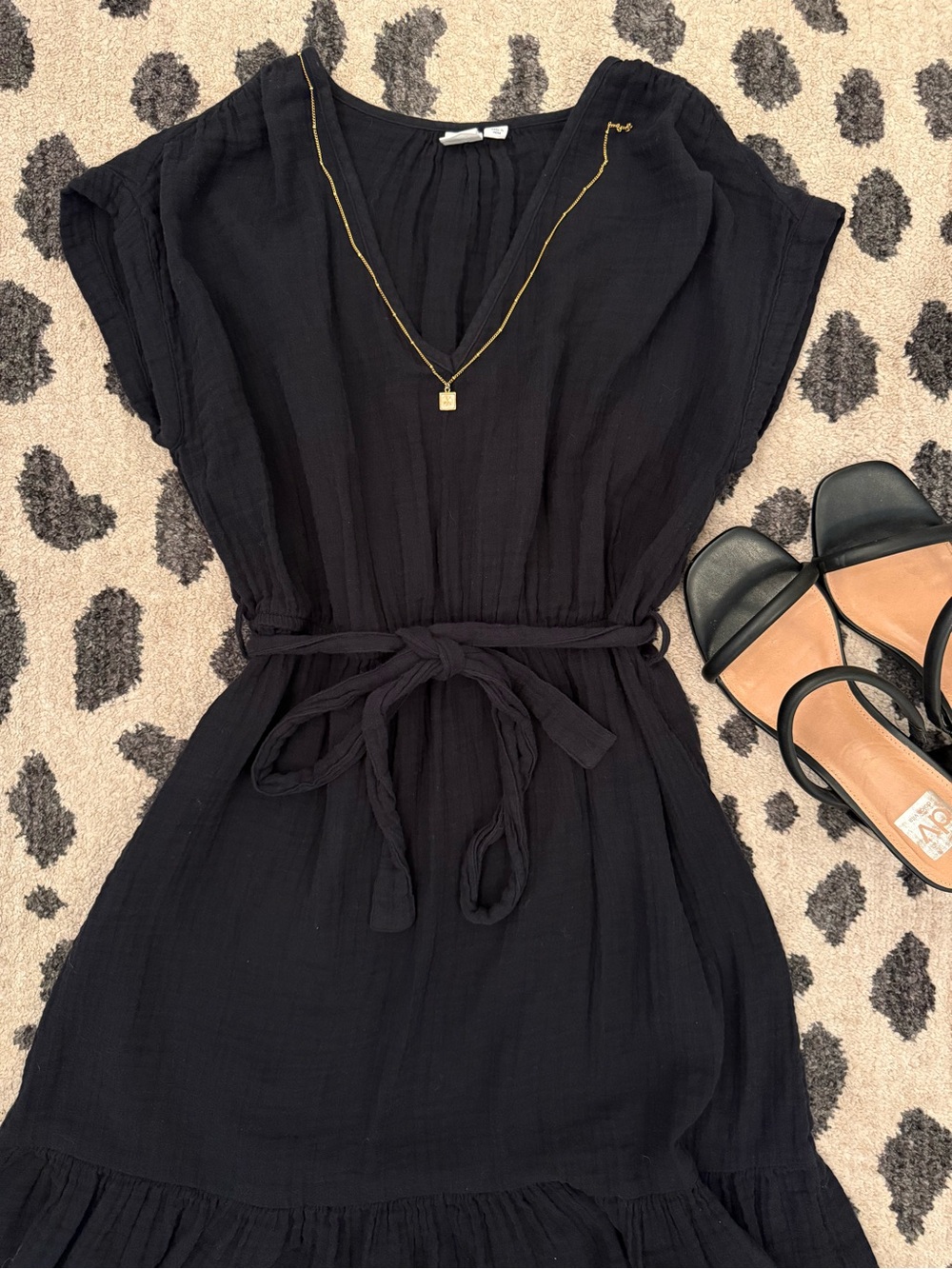 GAP 100% Cotton Black Ruffle V Neck Dress